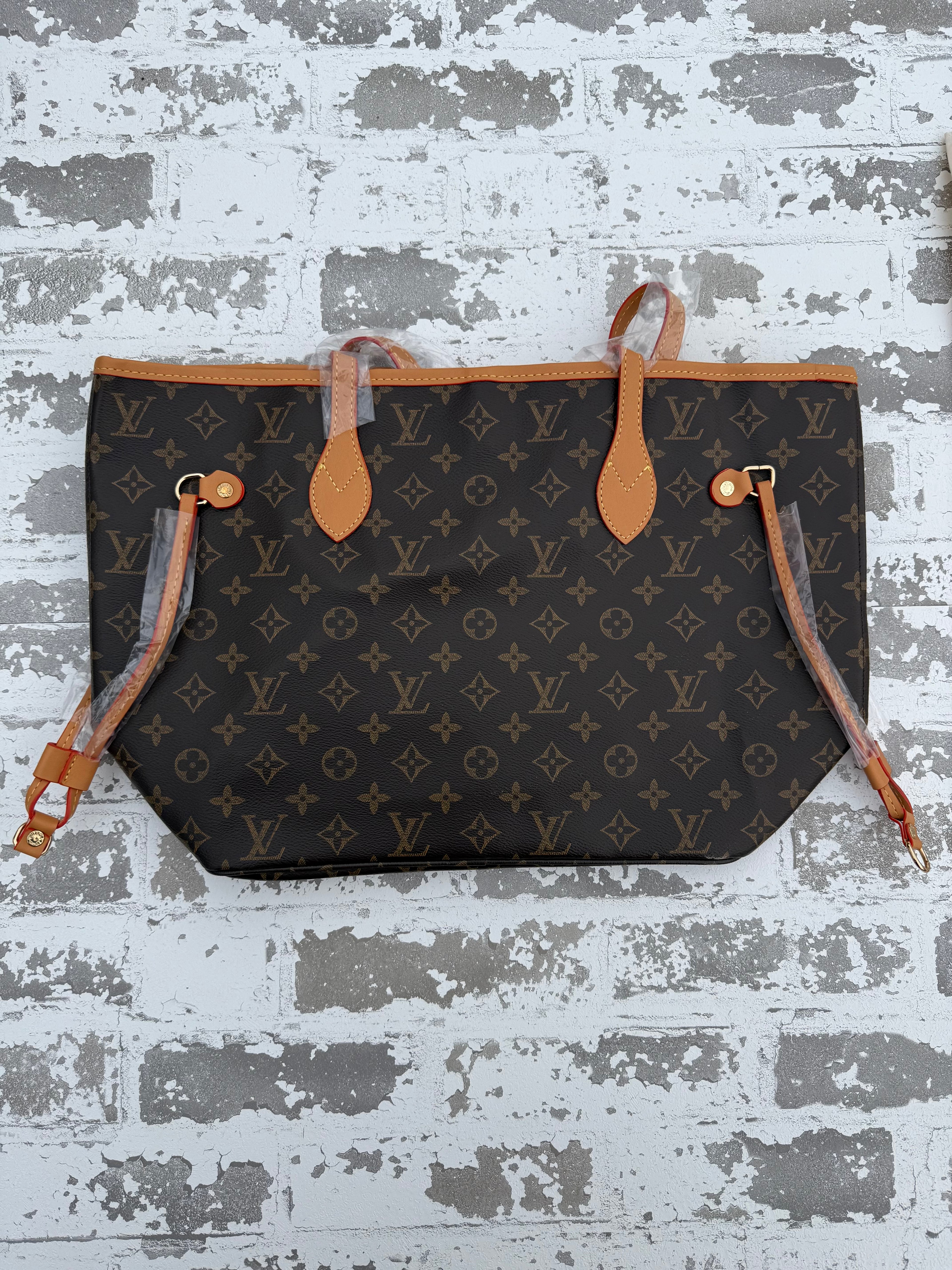 Pink Liner Louis Vuitton